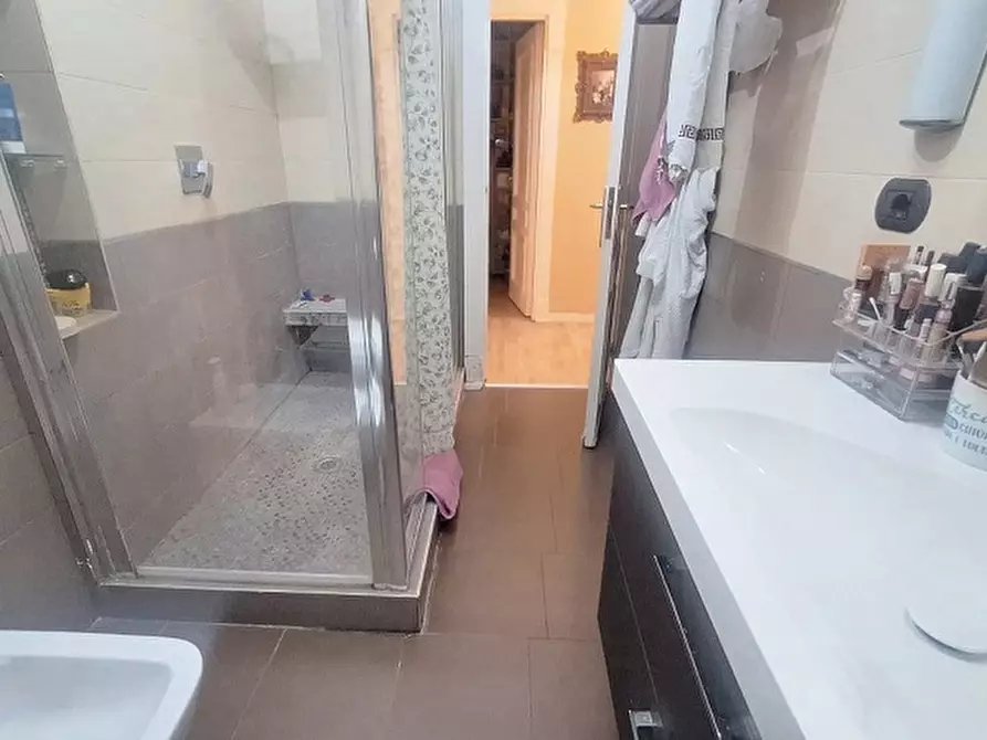 Immagine 21 di Appartamento in vendita  in Via Caprioli a Caserta