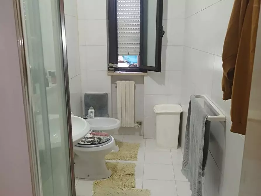 Immagine 5 di Appartamento in vendita  in Piazza G.B.TEDESCO, 12 a Taranto