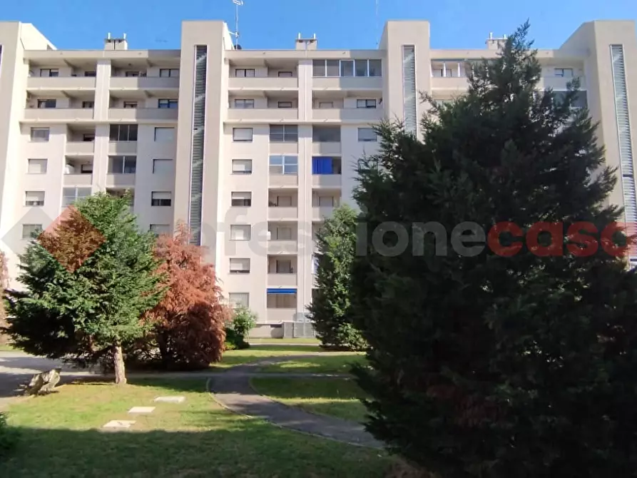 Immagine 6 di Appartamento in vendita  in Via ALDO MORO, 12 a Locate Di Triulzi