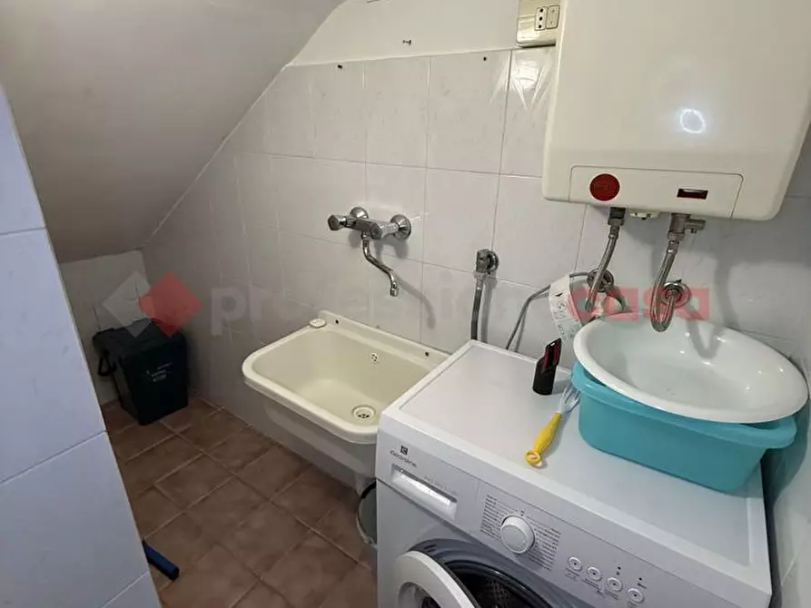 Immagine 10 di Casa indipendente in vendita  in Via Ravenna, 22 a Ostuni