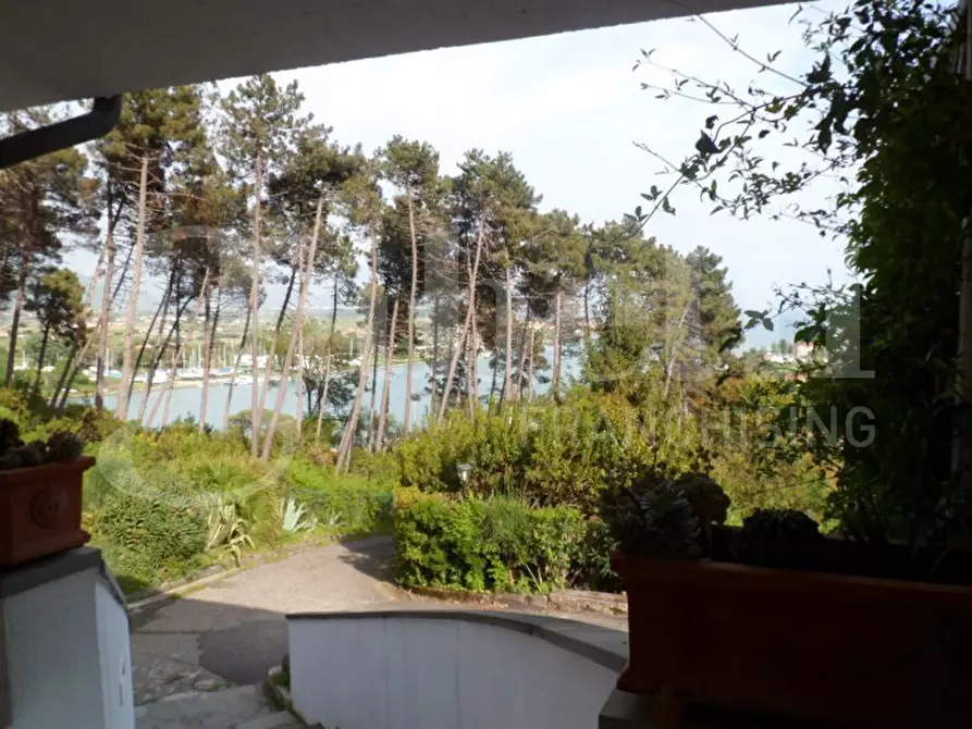 Immagine 5 di Villa in vendita  in Via DELLA PACE, 8 a Ameglia