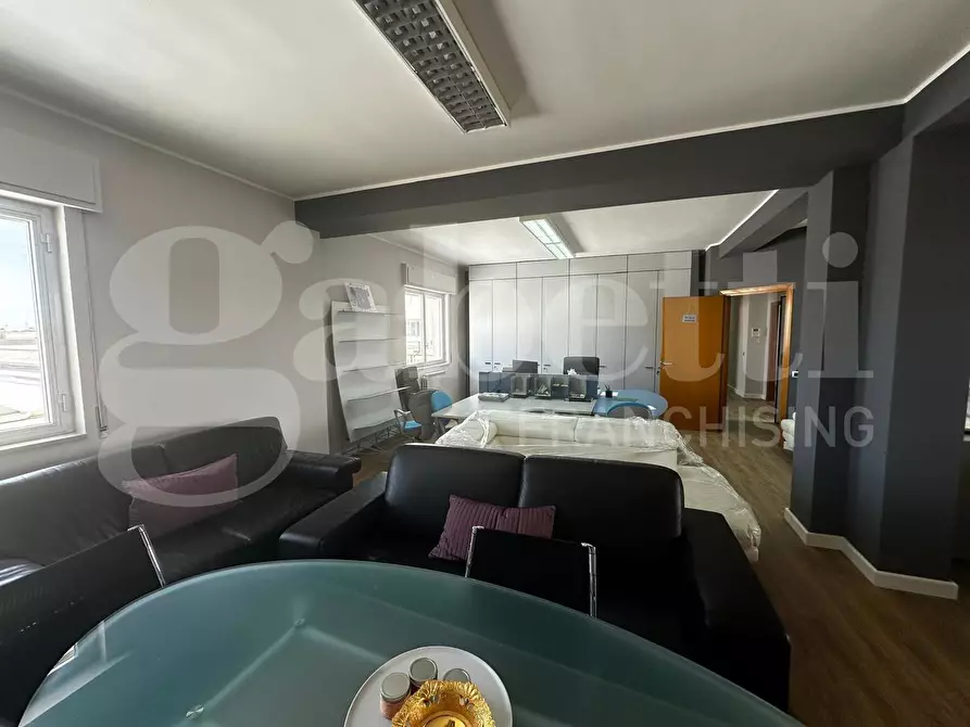 Immagine 29 di Capannone industriale in affitto  in Strada del Carro a Bisceglie