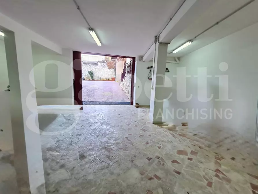 Immagine 2 di Box auto in vendita  in Via Circonvallazione a Monreale