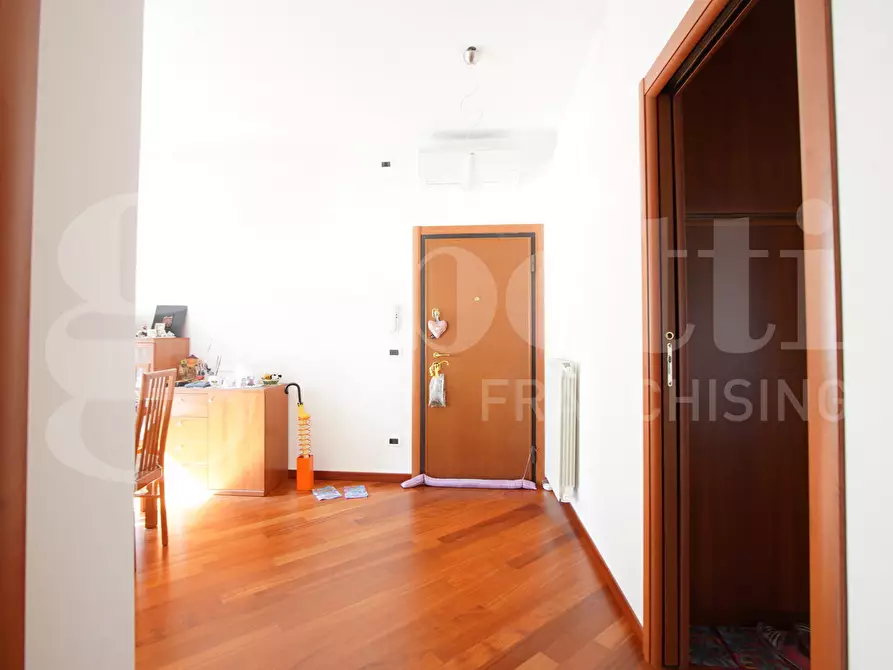 Immagine 18 di Appartamento in vendita  in Via Vallon, . a Venezia