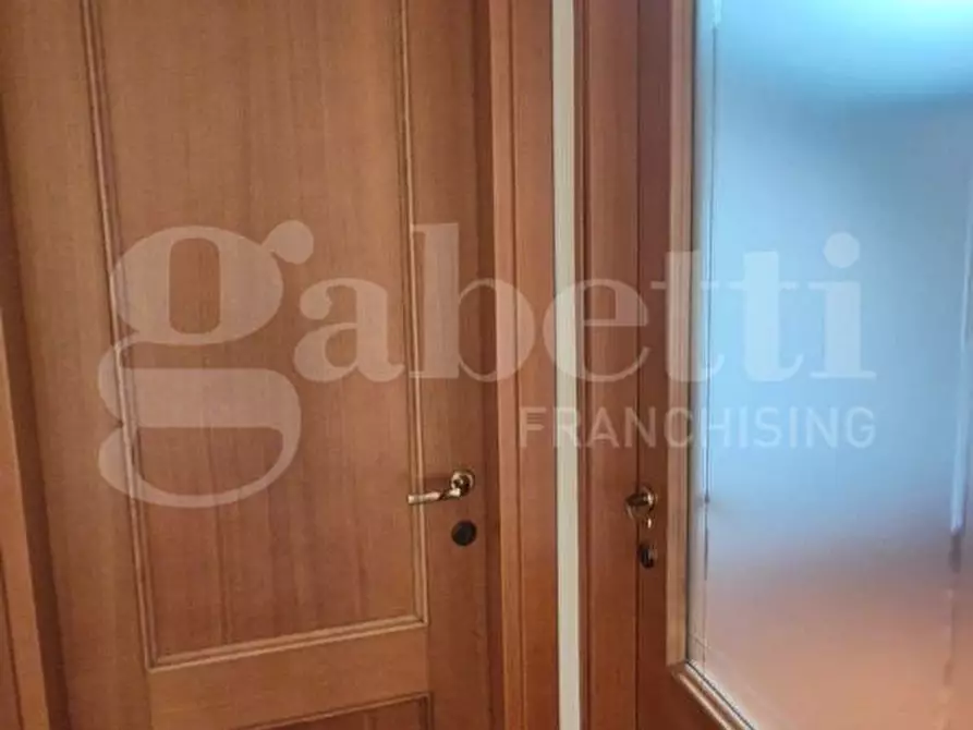 Immagine 30 di Appartamento in vendita  in Via Maresca, 30 a Torre Annunziata