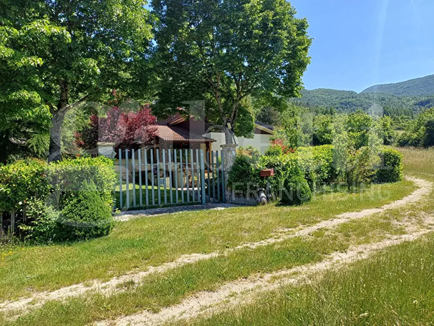 Immagine 47 di Villa in vendita  in Via SAN MARIA DEL MONTE, snc a Borbona