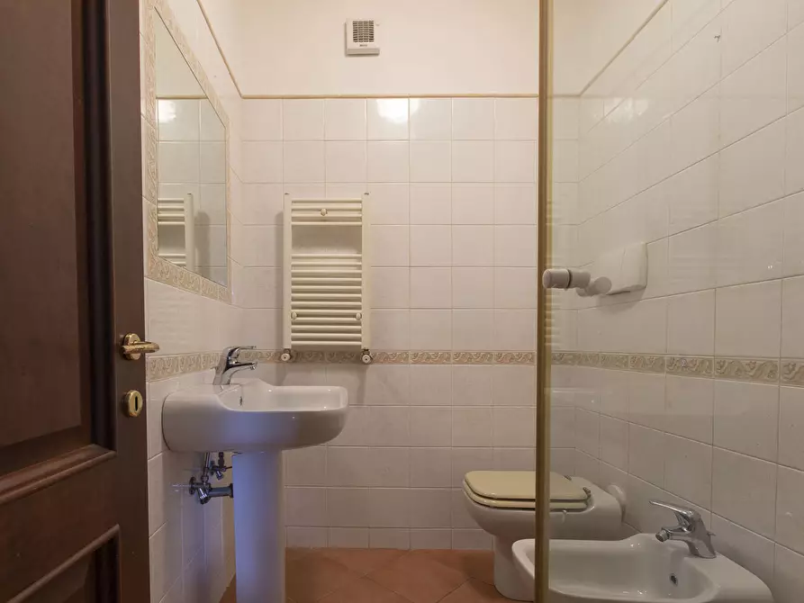 Immagine 9 di Casa quadrifamiliare in vendita  in Via Ermanno Wolf Ferrari, 169 a Roma