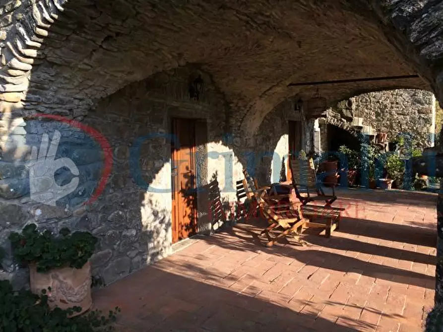 Immagine 19 di Rustico / casale in vendita  in Via Caprio, 1 a Filattiera