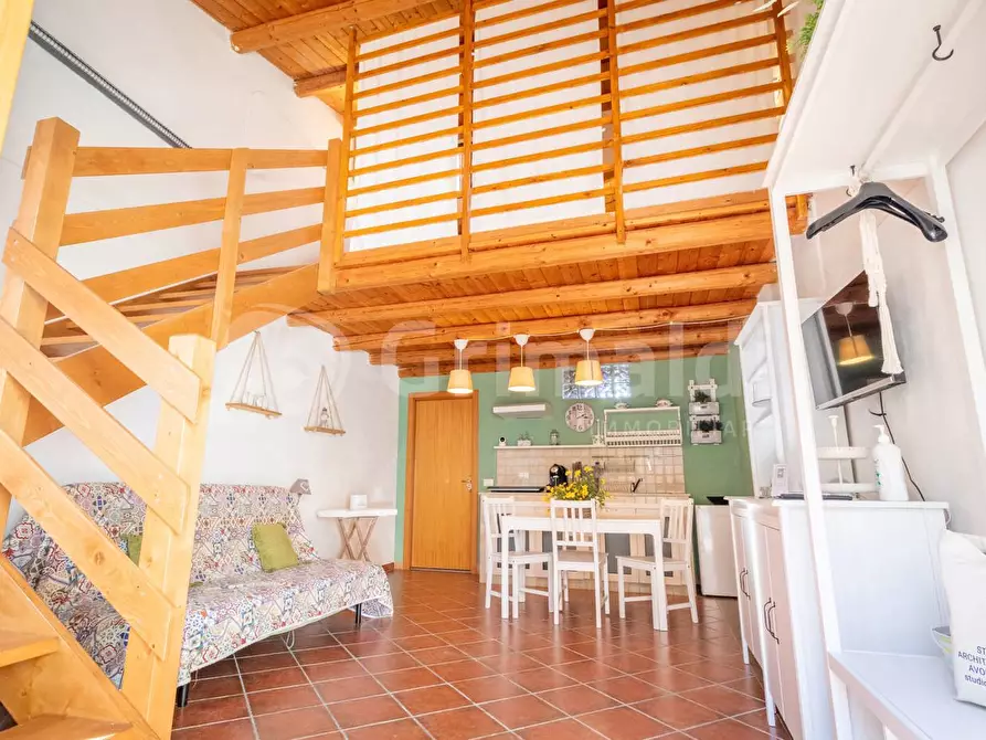 Immagine 3 di Casa indipendente in vendita  in Via Sergio Sallicano, 54 a Noto