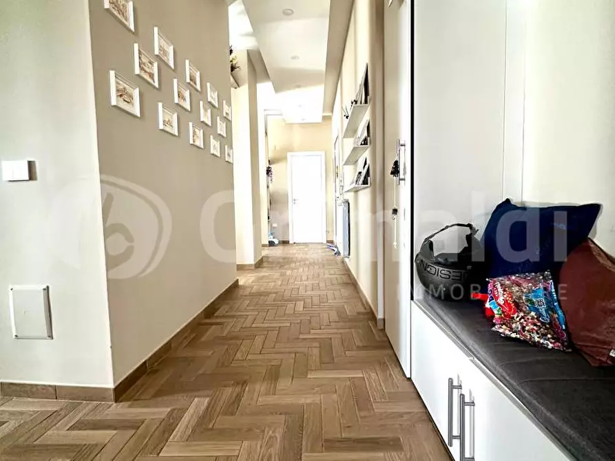 Immagine 1 di Appartamento in vendita  in Via domenico padula, 121 a Napoli