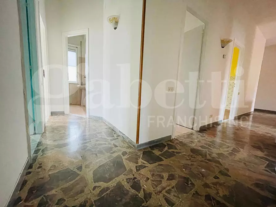 Immagine 11 di Appartamento in vendita  in Via Cuostile III Traversa Destra,, 3 a Gaeta