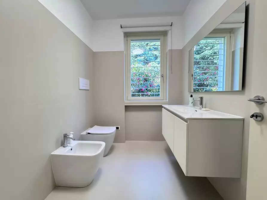 Immagine 7 di Casa trifamiliare in vendita  in Via del brolo, snc a Cazzago San Martino