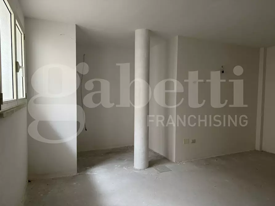 Immagine 24 di Appartamento in vendita  in Via Vittorio Veneto, 15 a Giurdignano