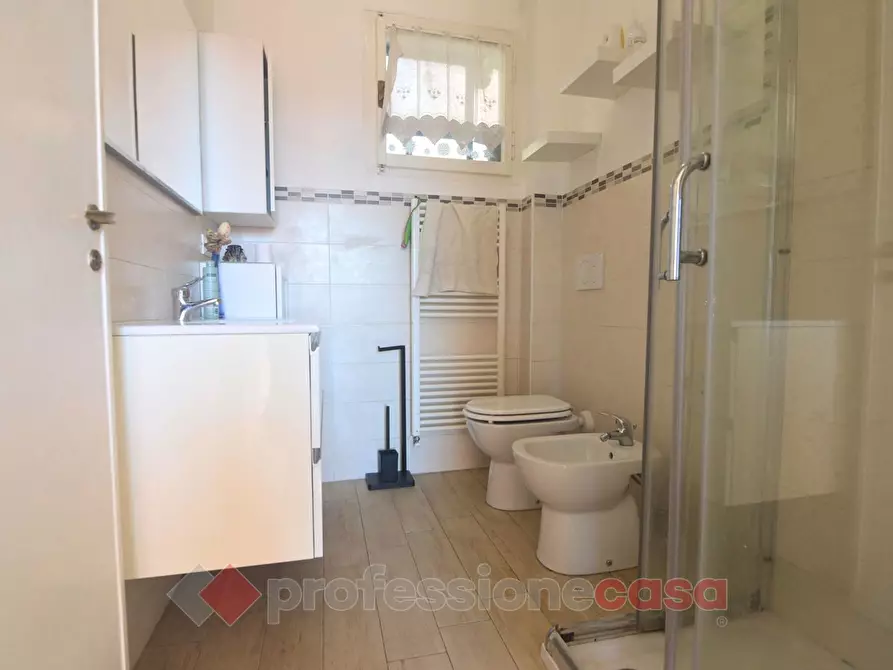 Immagine 13 di Appartamento in vendita  in Via Del Lavoro a Perugia