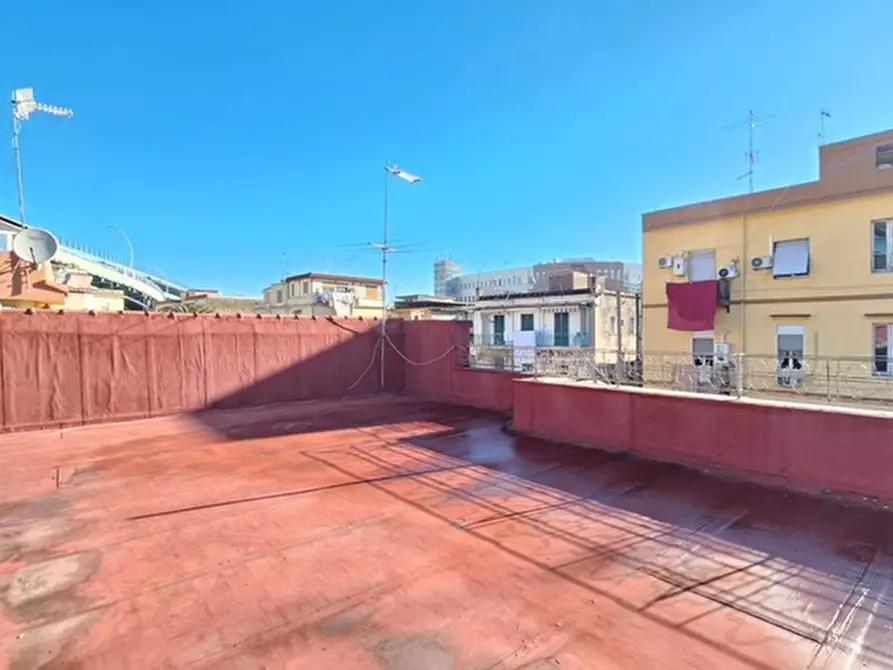 Immagine 41 di Villa in vendita  in Via Filippo Maria Briganti a Napoli