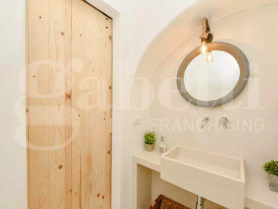 Immagine 7 di Casa indipendente in vendita  in Via GiosuÃ¨ Carducci, sn a Ostuni