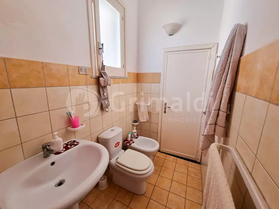 Immagine 10 di Casa indipendente in vendita  in Via PERGOLESI a Avola