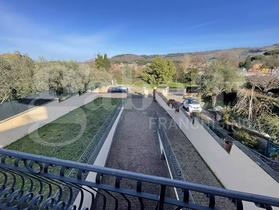 Immagine 19 di Casa bifamiliare in vendita  in Via dei Ciclamini, 25 a Rocca Di Papa