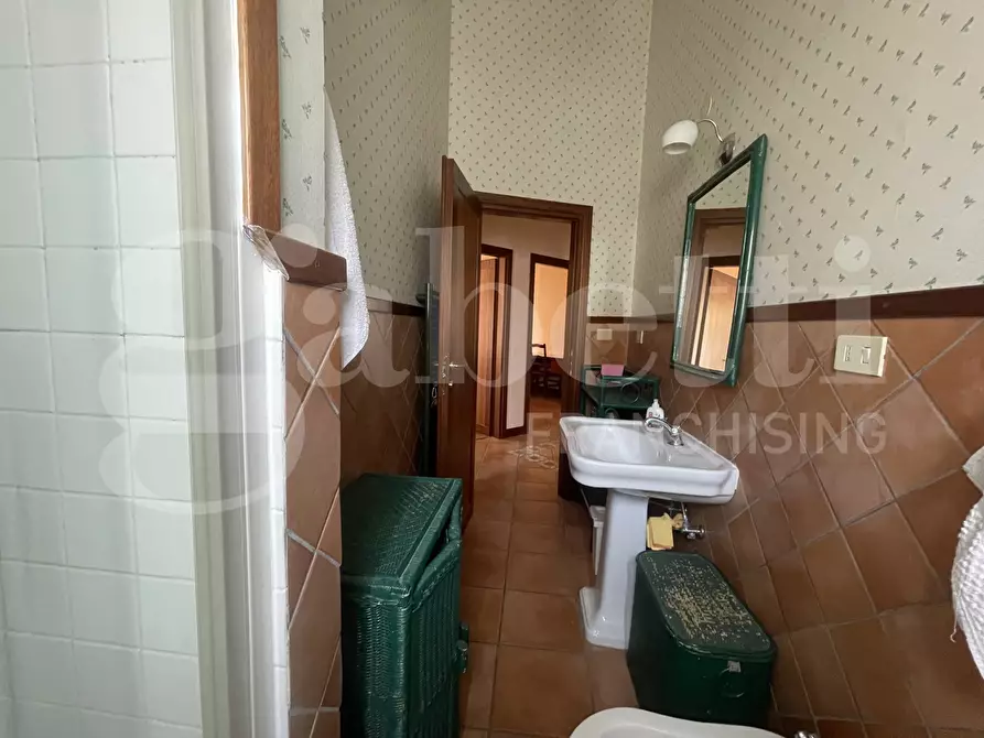 Immagine 24 di Attico in vendita  in Via Belluno, 7 a Gaeta