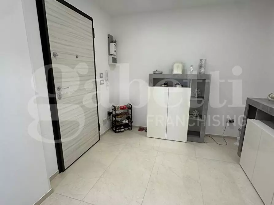 Immagine 6 di Appartamento in vendita  in Via Ten. F.sco Melpignano a Ostuni