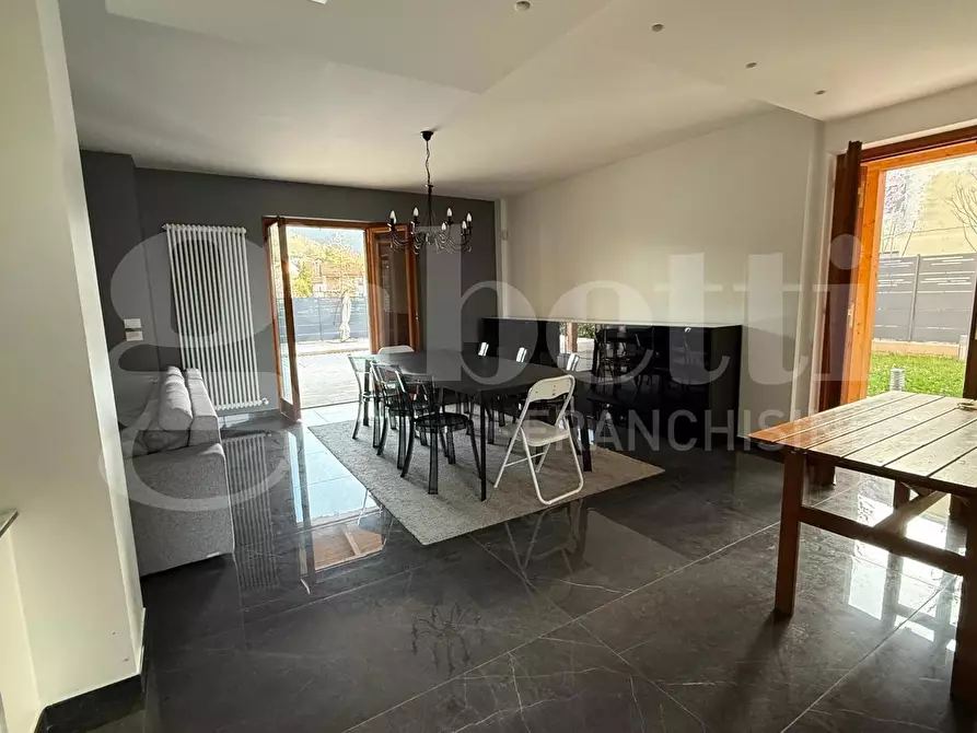 Immagine 15 di Villetta a schiera in vendita  in Via salaria, 81 a Rieti