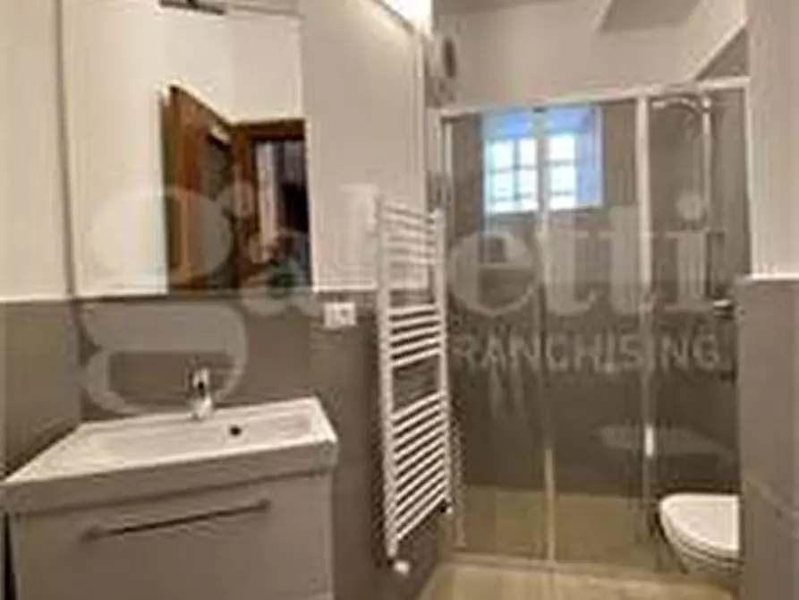 Immagine 5 di Appartamento in vendita  in Piazza pio xxi, snc a Barni