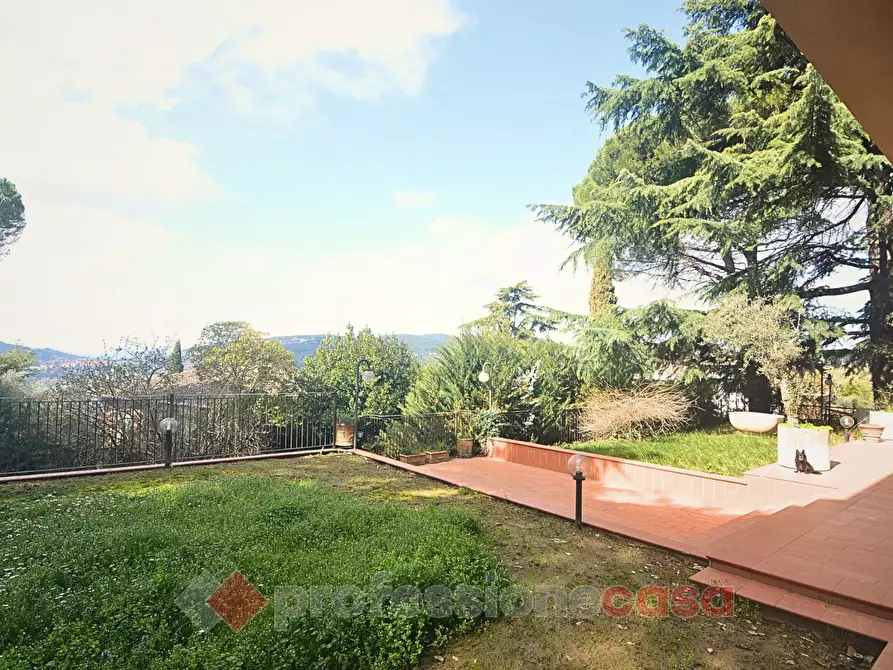 Immagine 8 di Villa in vendita  in Via Raniero Gigliarelli a Perugia