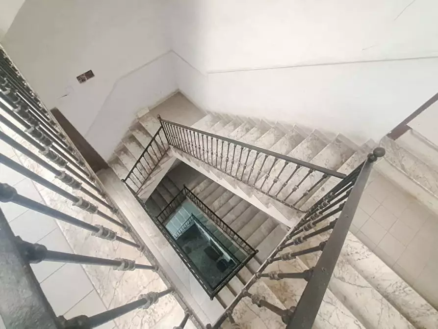 Immagine 5 di Appartamento in vendita  in Via Giuseppe Marotta a Napoli