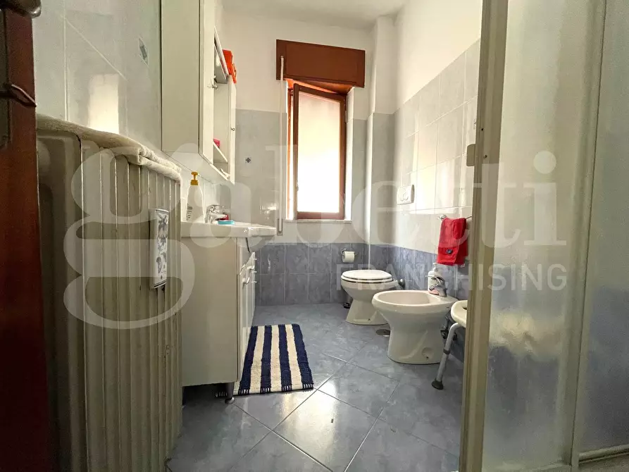 Immagine 11 di Appartamento in vendita  in Via Mameli, 18 a Gaeta