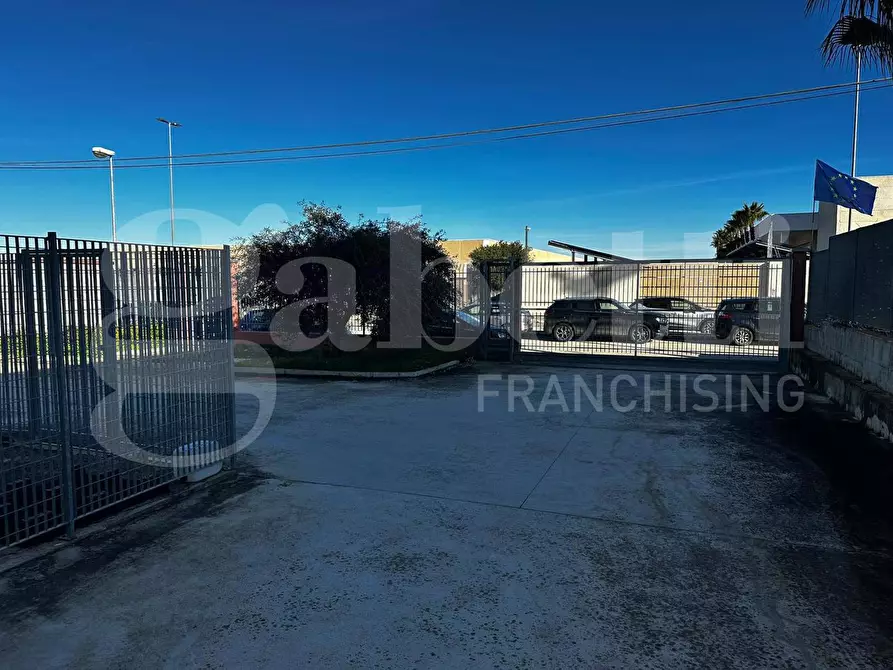 Immagine 15 di Ufficio in vendita  in Via Dei Calafati, 7 a Molfetta