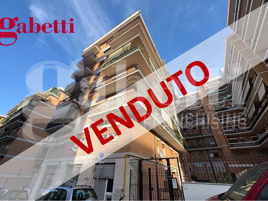 Immagine 1 di Appartamento in vendita  in Via Carlo Pascal, 10 a Roma