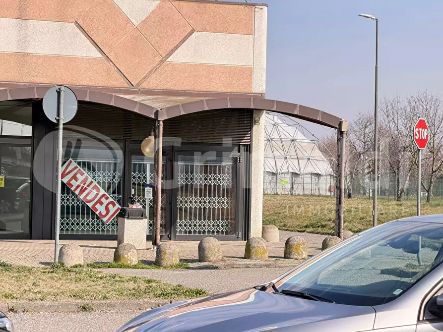 Immagine 9 di Attività commerciale in vendita  in Via Emilia Piacentina, 4 a Castel San Giovanni