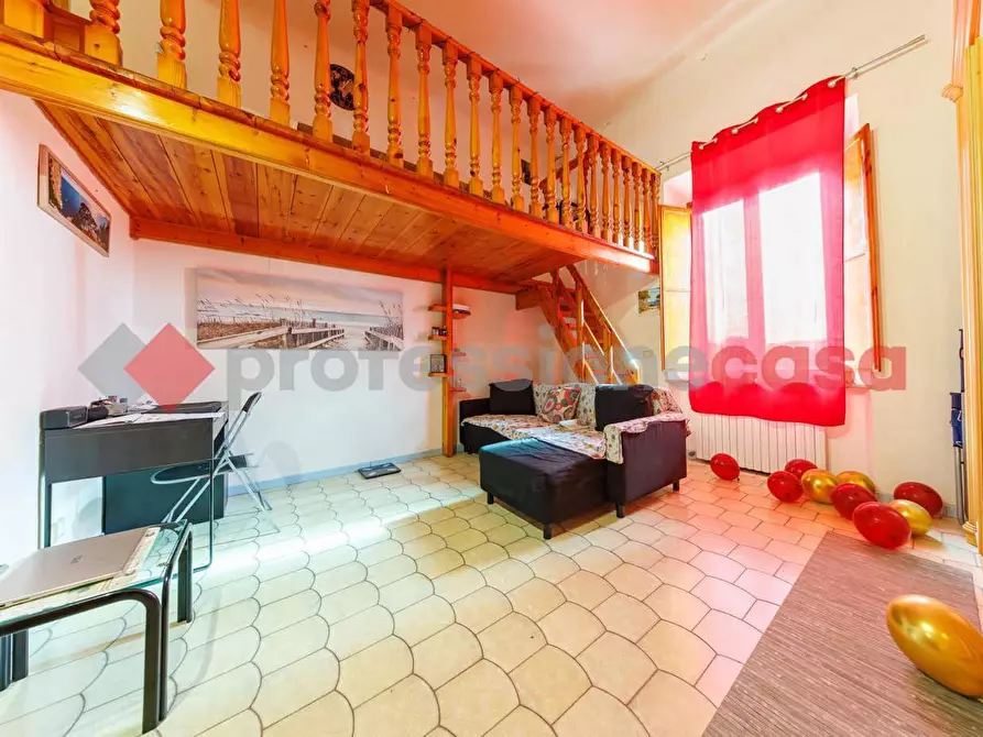 Immagine 4 di Appartamento in vendita  in Via dei Bagni a Livorno