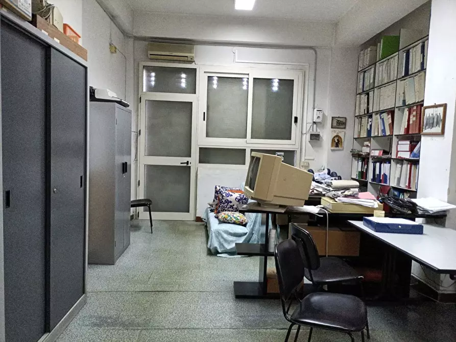 Immagine 3 di Box auto in vendita  in Via via san giorgio extra, 2 a Reggio Di Calabria