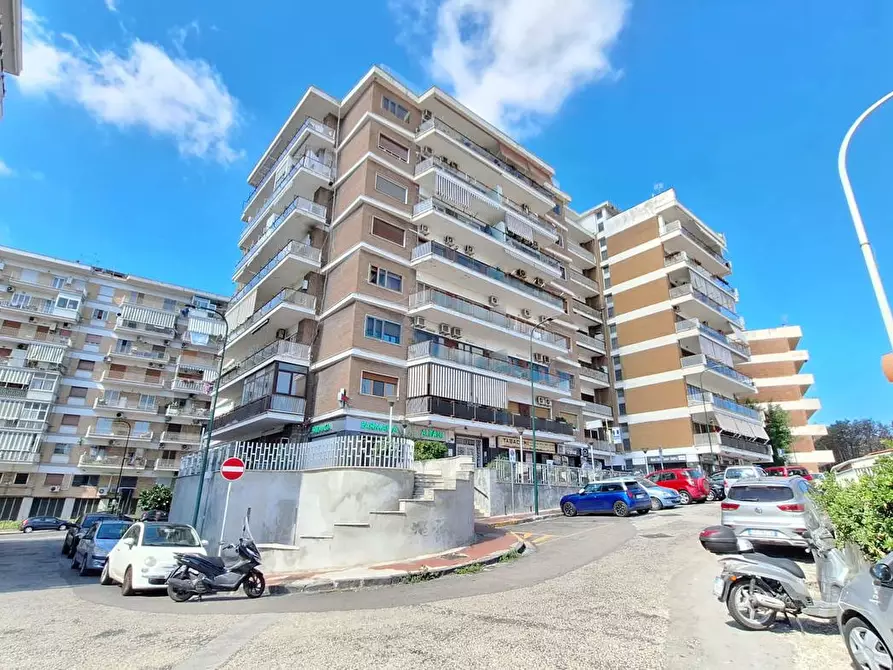Immagine 4 di Appartamento in vendita  in Via Cintia a Napoli