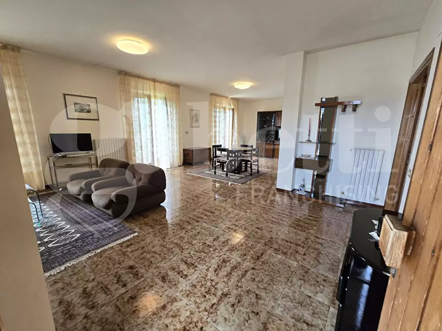 Immagine 15 di Villa in vendita  in Via SP13, snc a Sant'omero