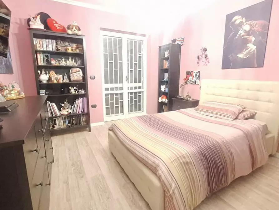 Immagine 17 di Appartamento in vendita  in Via Caprioli a Caserta