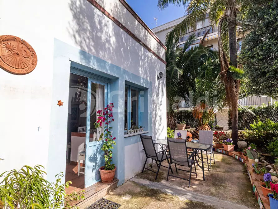 Immagine 3 di Casa trifamiliare in affitto  in Viale Scala Greca a Siracusa