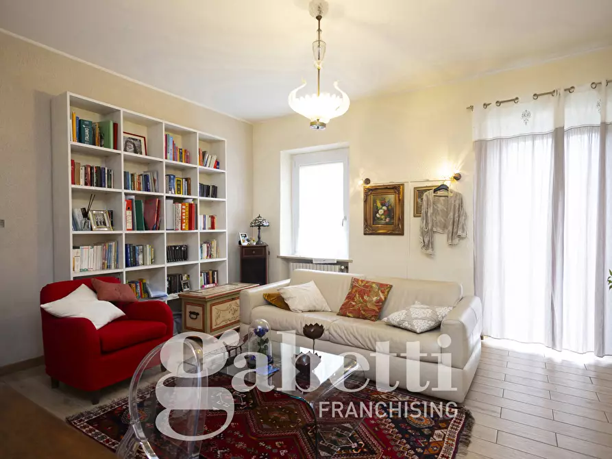 Immagine 1 di Casa indipendente in vendita  in Via Pier Capponi, 1 a Moncalieri