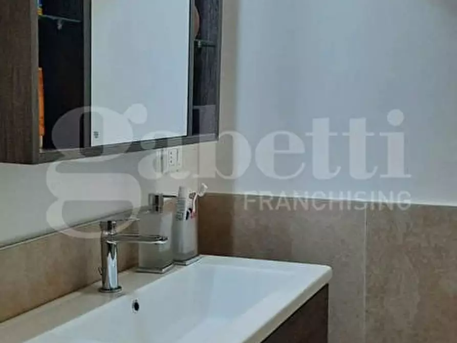 Immagine 16 di Casa indipendente in vendita  in Via Giovanni Paisiello a Ostuni