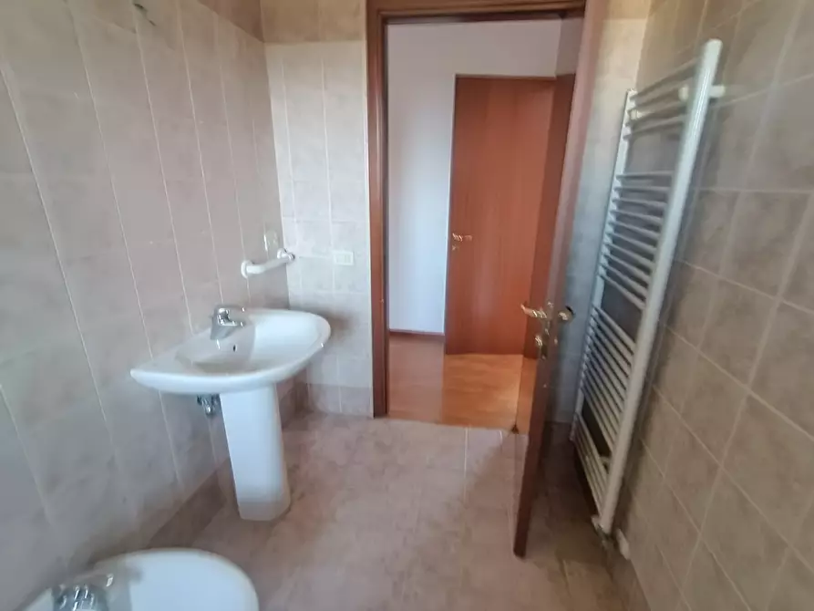 Immagine 5 di Appartamento in vendita  in Via Roma, 166 a Longare