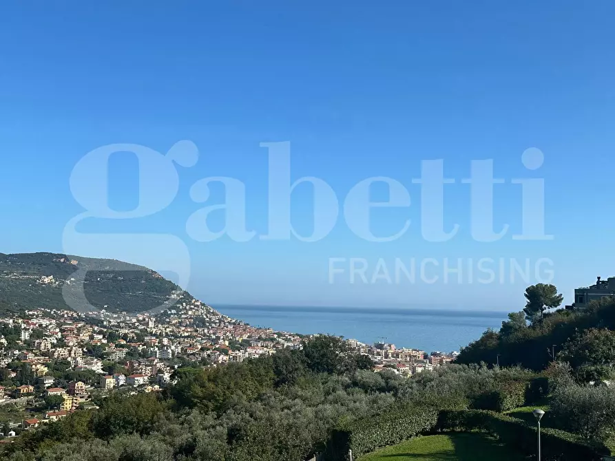 Immagine 1 di Terreno residenziale in vendita  in Via Lombardia, 70 a Pietra Ligure