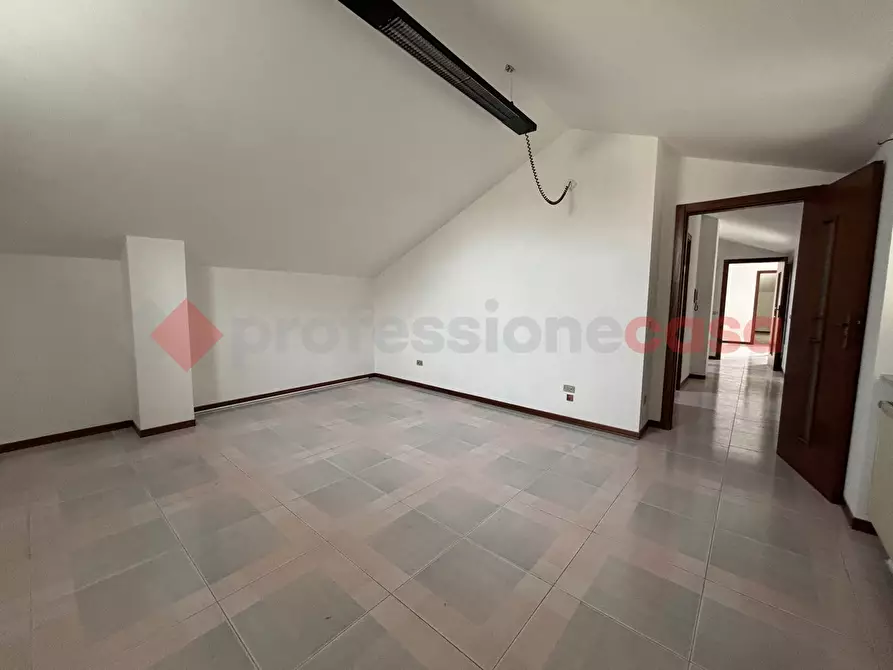 Immagine 20 di Ufficio in affitto  in Corso appio, 26 a Capua