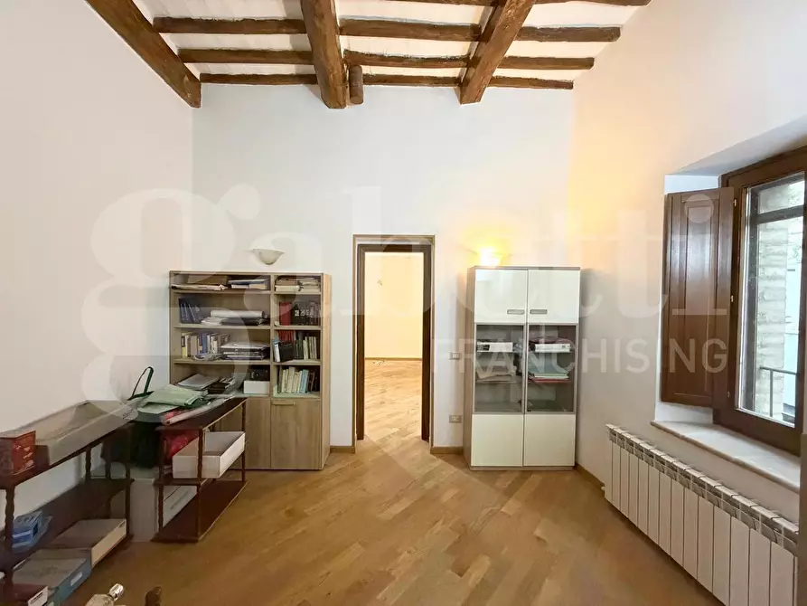 Immagine 18 di Appartamento in vendita  in Via SAN PAOLO, 36 a Assisi