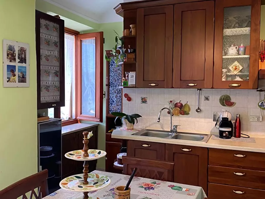 Immagine 26 di Palazzo in vendita  in Via Pinerolo Susa, 94 a Sangano