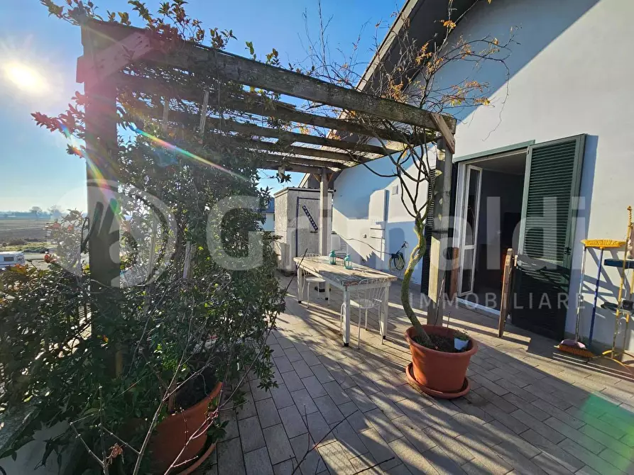 Immagine 2 di Appartamento in vendita  in Via GIUSEPPE UNGARETTI, NCS a Inverno E Monteleone