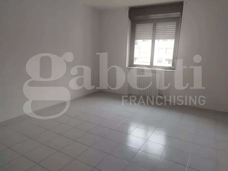 Immagine 6 di Appartamento in vendita  in Piazza SANDRO PERTINI, 5 a Taranto