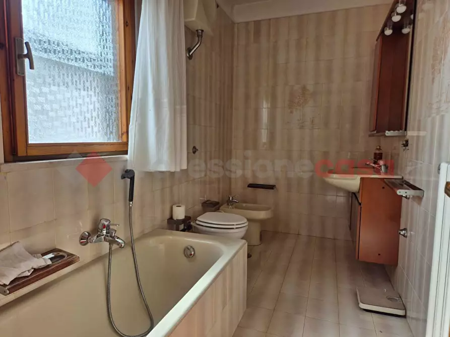 Immagine 23 di Villa in vendita  in Piazza DELLE ORCHIDEE, 18 a Brindisi