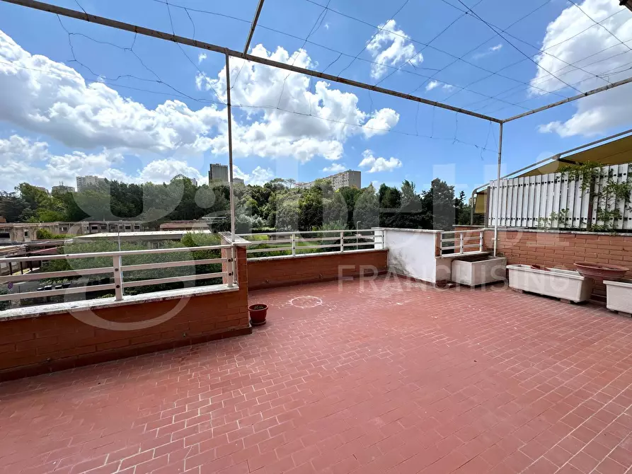 Immagine 14 di Appartamento in vendita  in Via Carlo Emilio Gadda, 151 a Roma