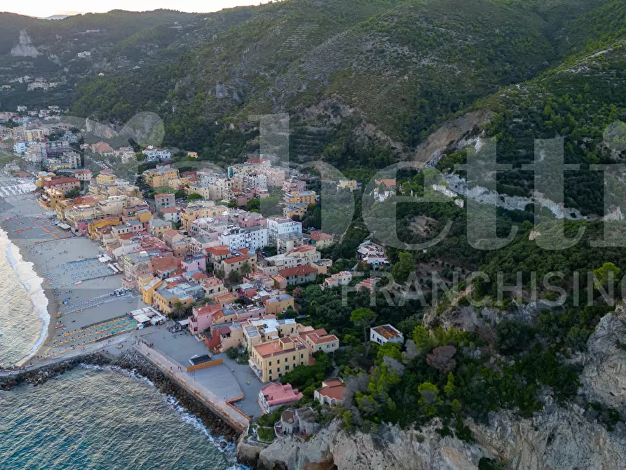 Immagine 14 di Appartamento in vendita  in Via Bonfanti a Boissano